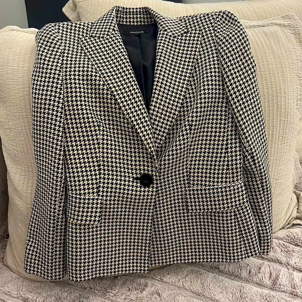 Joneswear Houndstooth Blazer